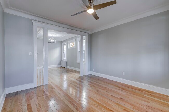 Foto del edificio - 132 W 16th St