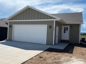 Building Photo - 909 Diamond Ridge Blvd