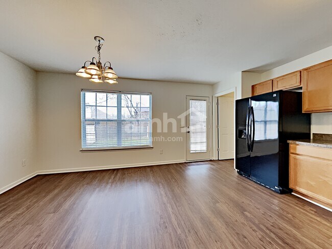 Foto del edificio - 508 Shoreline Lane
