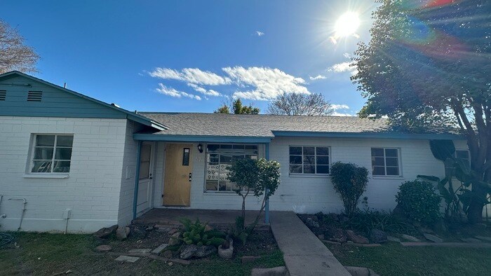 Foto principal - 2945 N 19th Ave
