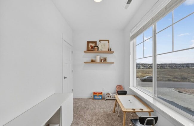 Foto del edificio - 1965 N 3410 W