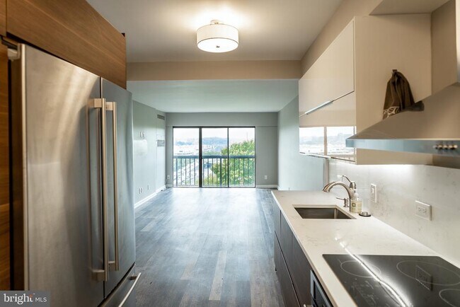 Foto del edificio - 1001 26th St NW