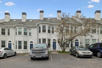 Building Photo - 219 Fairmont Ct