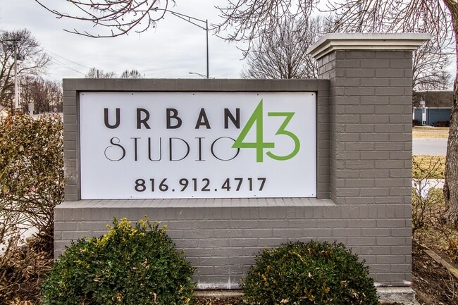 Building Photo - Welcome to Urban Studio 43 – Comfort, Convenience & Contemporary living in South Kansas City