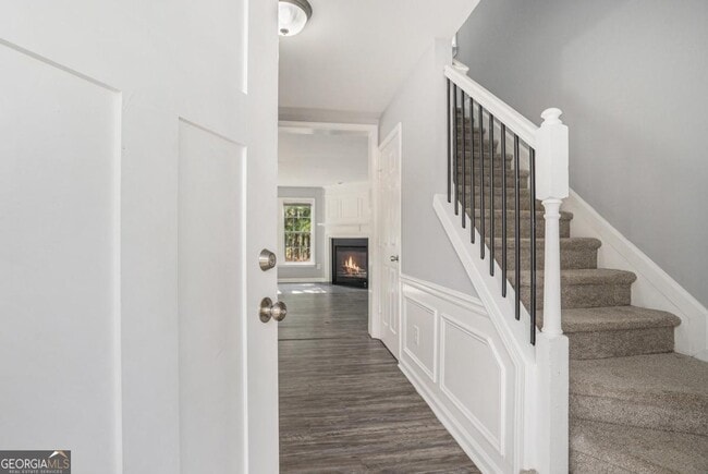 Building Photo - 3289 Saville St SW