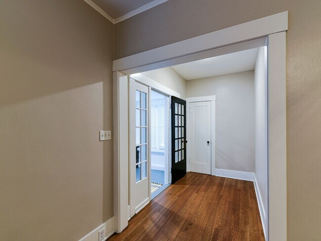 Foto del edificio - Beautifully Remodeled 2 Bedroom Craftsman Home near Downtown Auburn