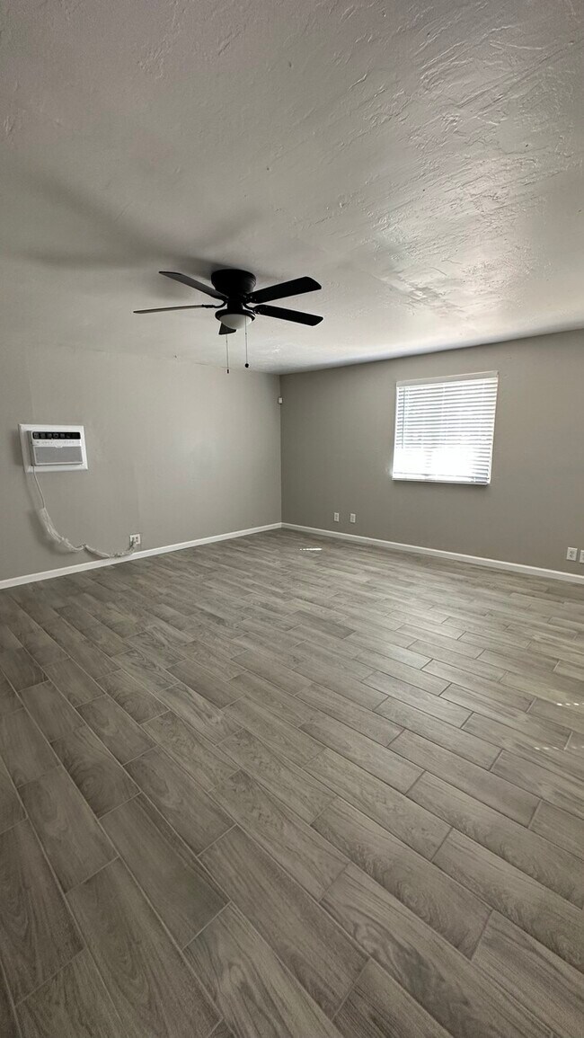 Foto del edificio - 2808 N 46th Ave
