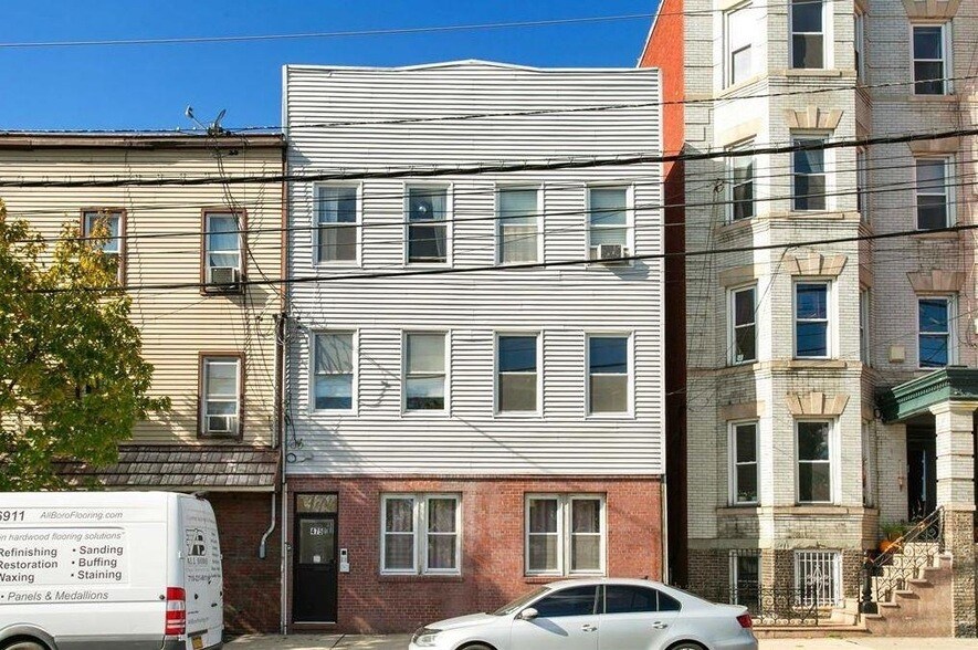 Photo - 475 Palisade Avenue Unit 4