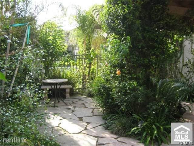 Building Photo - 3 br, 2 bath House - 26342 Yolanda St