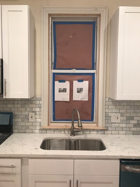 Foto del edificio - 3320 N Albany Ave