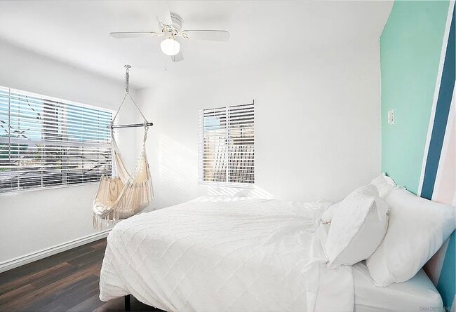 Guest bedroom - 577 Florence St