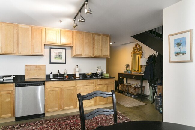 Foto del edificio - 485-495 Harrison Ave