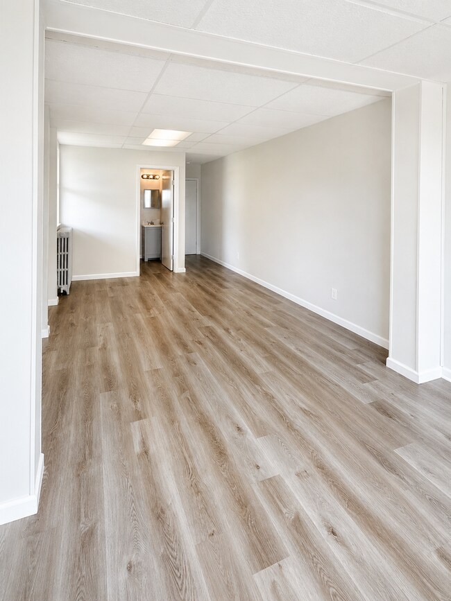 Building Photo - 1015 Parksley Ave