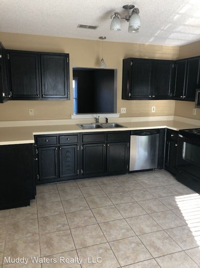 Building Photo - 2 br, 2 bath House - 416 Blair