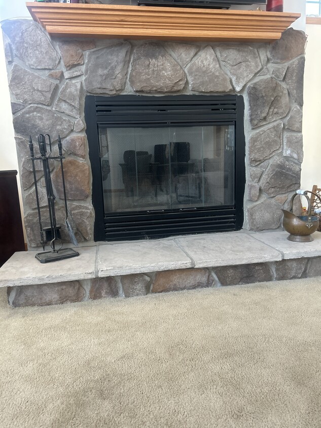 Foto del edificio - 166 W 200 S