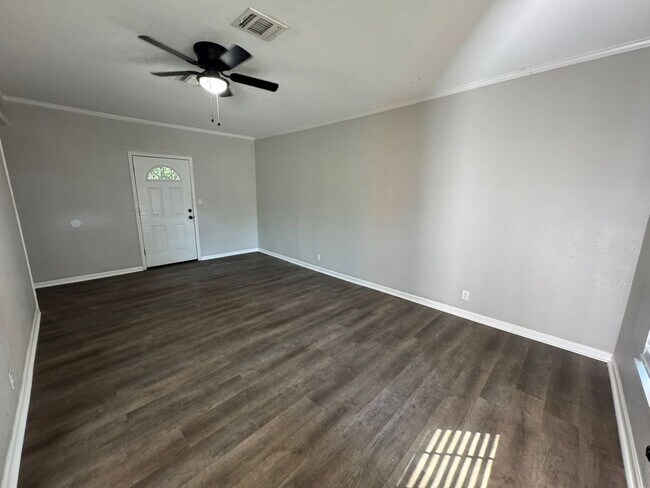 Foto del edificio - Like New 2 Bed, 1 Bath in Shreveport