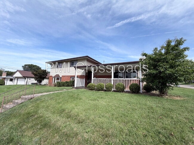 Building Photo - 1343 Oakhill Ave