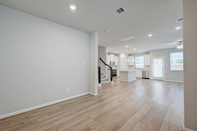 Foto del edificio - 1526 Lakeline Oak Dr