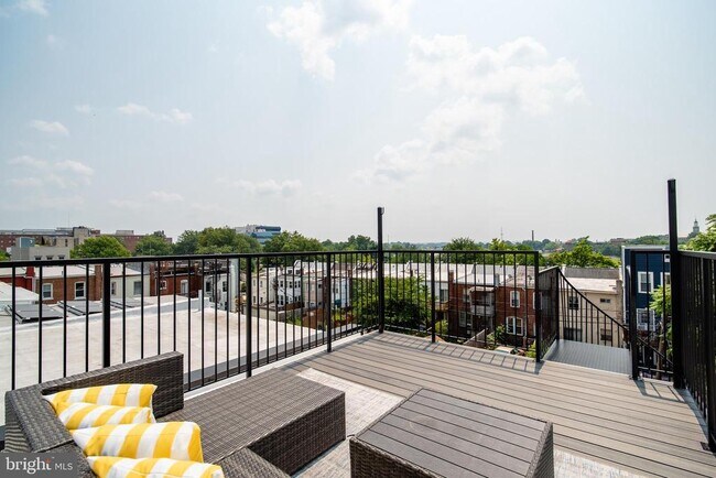 Foto del edificio - 520 Irving St NW