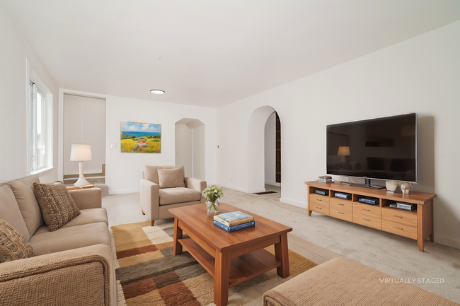 Foto del edificio - Modern Comfort Meets Burien Charm – Remode...