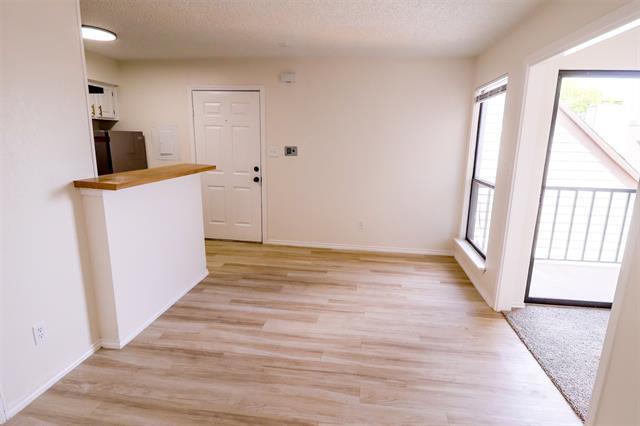 Building Photo - 2309 Balsam Dr