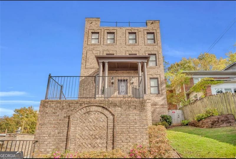 Primary Photo - 629 Boulevard NE