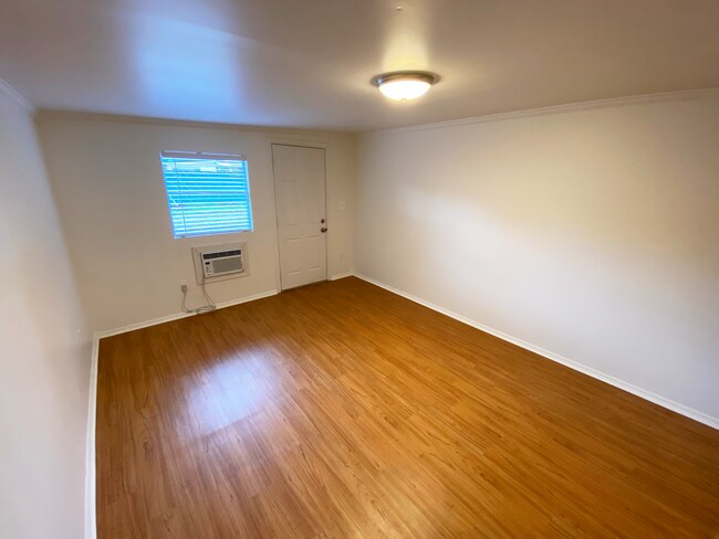 Foto del edificio - 3166 Peel Ave