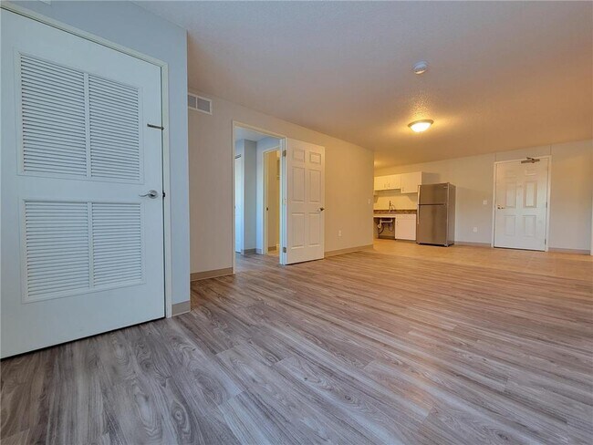 Foto del edificio - 211 1st St NE