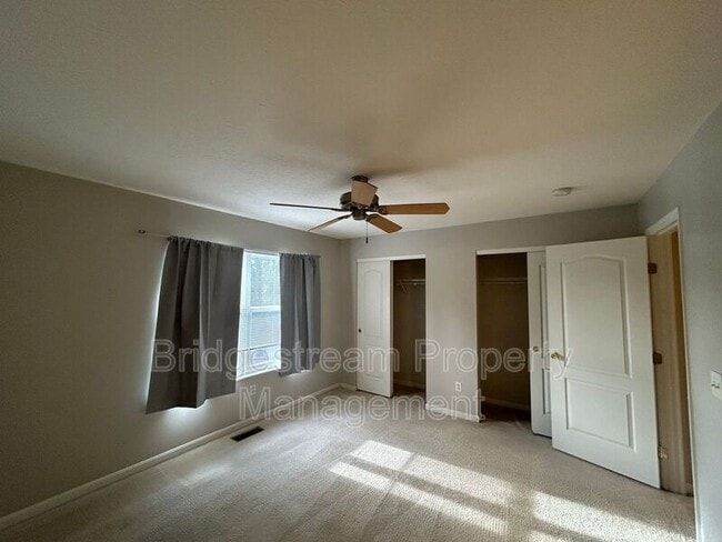 Foto del edificio - 4391 Straight Arrow Rd