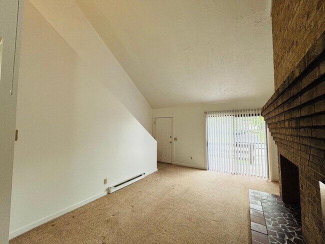 Foto del edificio - 525 Rainbow St NE