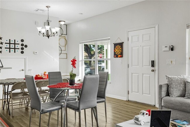 Foto del edificio - 318 E Patterson St