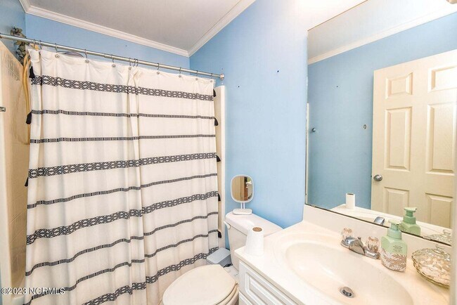 Foto del edificio - Wonderful 3 bedroom home in the highly ame...