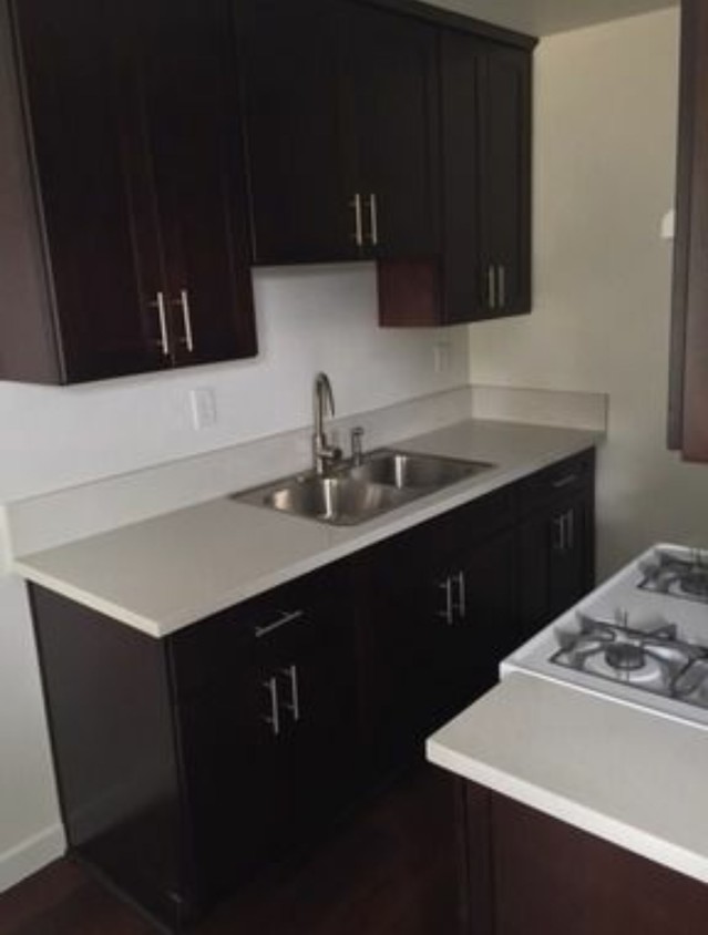 Foto principal - 2826 Cogswell Rd