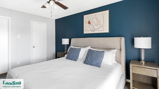 Foto del edificio - 2300 Misty Ridge Cir