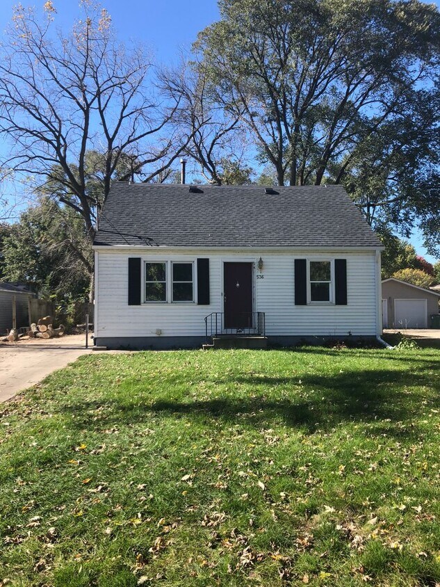536 Home Acres Ave, Evansdale, IA 50707 House Rental in Evansdale, IA