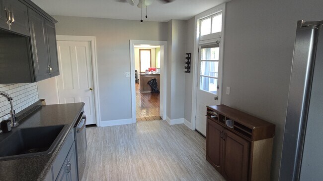 view to dining area/living room from kitchen - 118 Walnut St