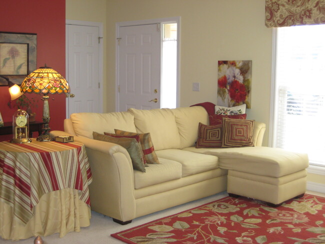 Foto del edificio - 5595 Hampshire Ln