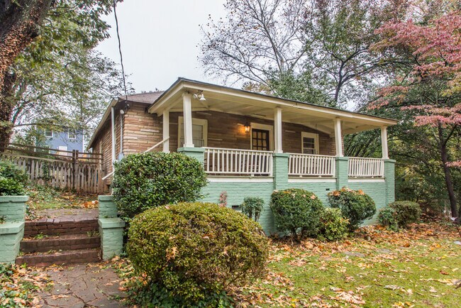 Foto del edificio - 1327 Miller Reed Ave SE