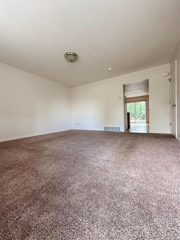 Building Photo - 207 S 100 E