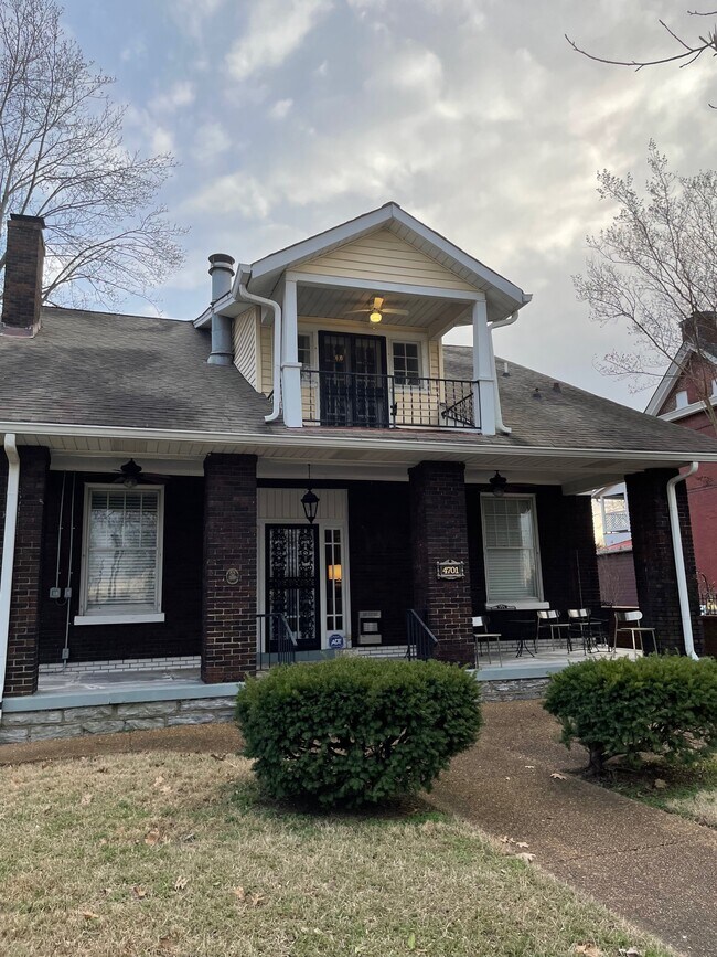 Photo - 4701 Park Ave Apartments