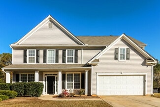 Building Photo - 2338 Greenside Dr