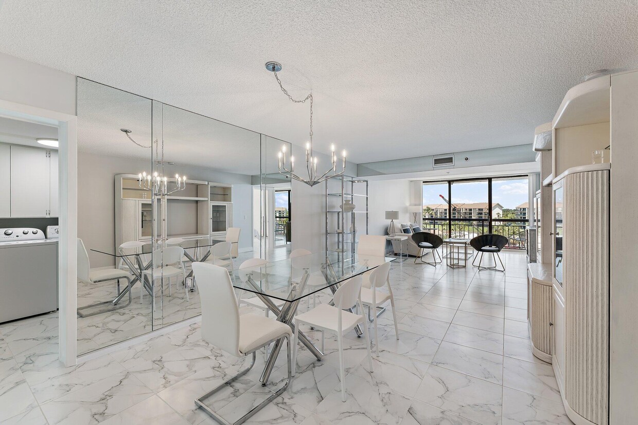 Foto principal - 2301 Marina Isle Way