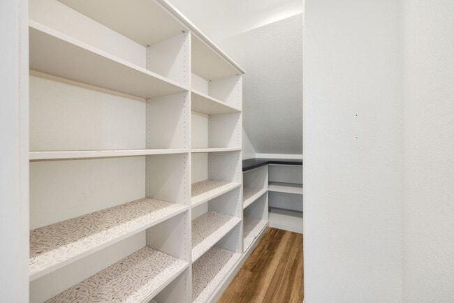 Foto del edificio - 3108 Planters Peak Dr