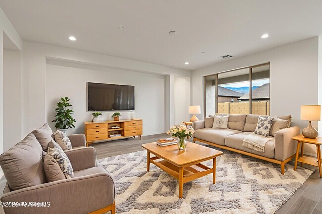 Foto del edificio - 832 Eugene Rd