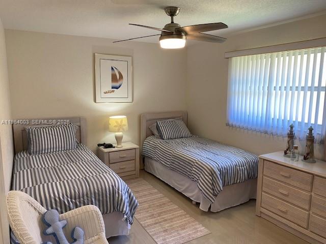 Foto del edificio - 1076 Rotonda Cir