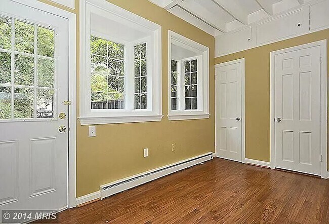 Foto del edificio - 3805 T St NW