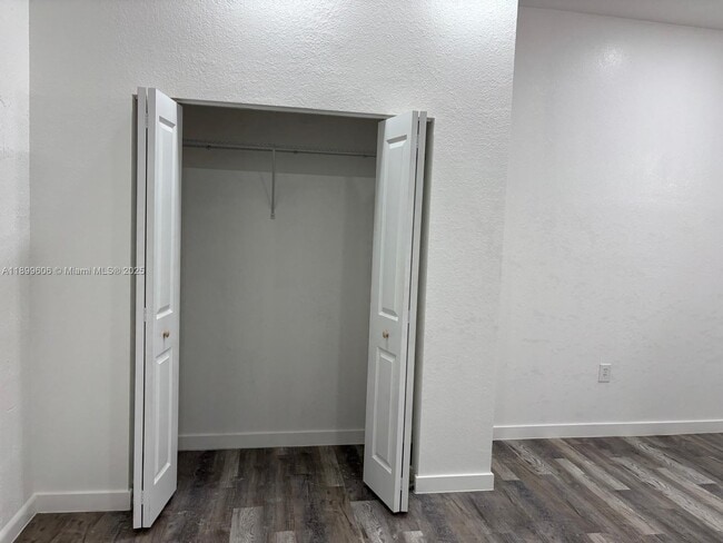 Foto del edificio - 30806 SW 192nd Ave