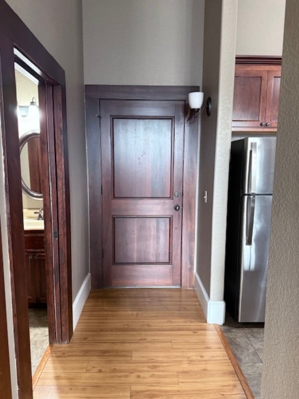 Foto del edificio - 201 E Main St