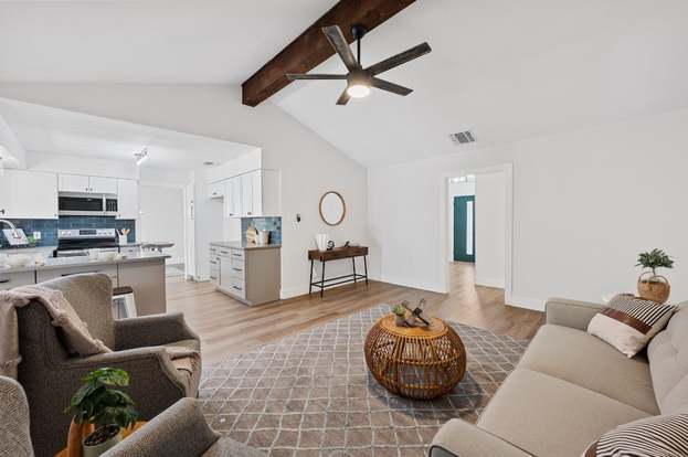 Foto del edificio - 125 Chaparral St