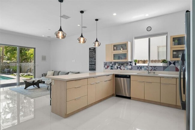 Foto del edificio - 3567 SW 1st Ave